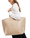 [PASQ] PASQ winged tote bag with inside pouch in sand-White No Size CREAM