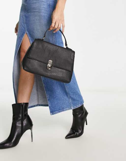PAUL COSTELLOE ブラックショルダーバッグ Paul Costelloe leather top handle crossbody bag in black | ASOS
