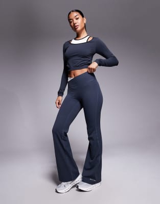 PE Nation PE Nation Wander flare leggings in marine blue and whisper white