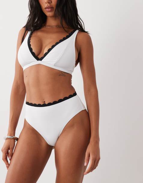 Peek & Beau - Bikinibroekje met hoge taille en contrasterende geschulpte rand in wit - view 1