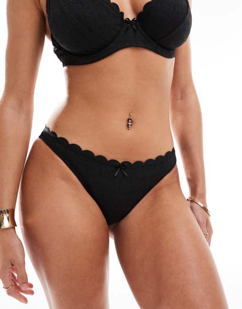 Peek & Beau Fuller Bust – Czarny dół od bikini z podwyższonym stanem, haftem angielskim i kokardką - view 1