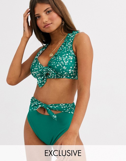 Peek & Beau Fuller Bust Exclusive ruffle crop bikini top in green floral D-F - MULTI