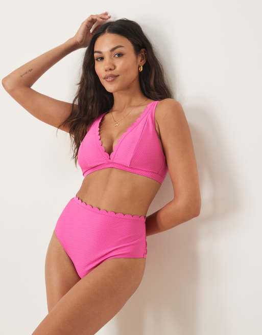 Peek & Beau Fuller Bust - Pink rekantsbikinitop med muslingekant og tekstur, 2 af 4