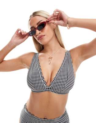 Peek & Beau Fuller Bust plunge scallop bikini top in black and white gingham φωτογραφία