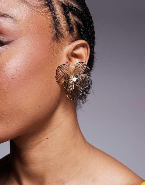 Pendientes blancos extragrandes con diseño de pétalos Petaldream de ALDO - view 1