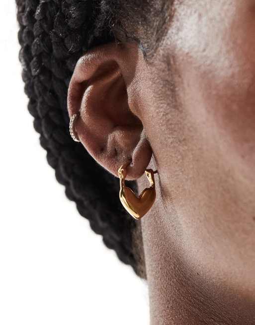 Pendientes de aro con diseño de corazón chapados en oro de 14 quilates de ASOS DESIGN, 3 de 4