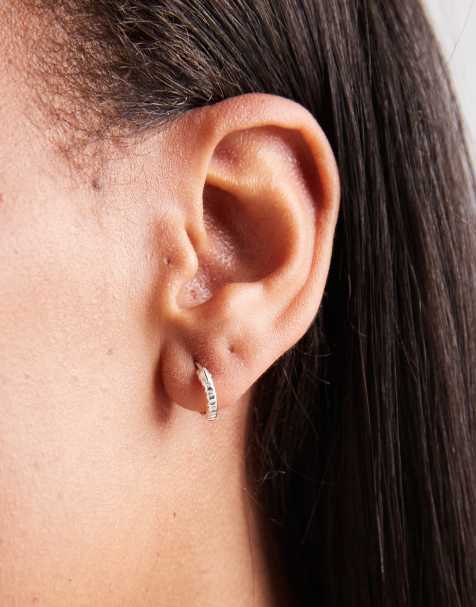 Pendientes de aro con strass de plata de ley de Kingsley Ryan - view 1