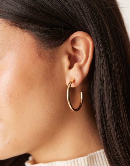 Pendientes de aro de 35 mm dorados tubulares de DesignB London