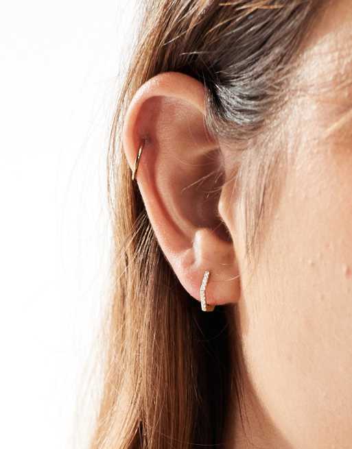 Pendientes de aro de 8 mm hexagonales chapados en oro con cristales de Kingsley Ryan