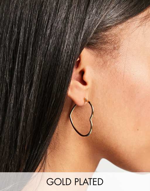 Pendientes de aro de acero inoxidable chapado en oro Heart de Bohomoon