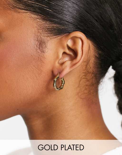 Pendientes de aro de estilo bambú chapados en oro vermeil de 18 quilates de Seol + Gold