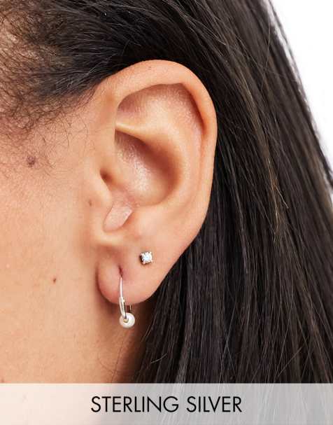 Pendientes de aro de plata de ley con charm de perla de Kingsley Ryan - view 1