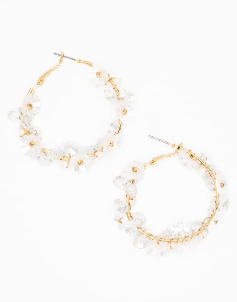 Pendientes de aro dorados chapados en oro con diseño de flores de strass y perlas de agua dulce de Lovisa - view 1