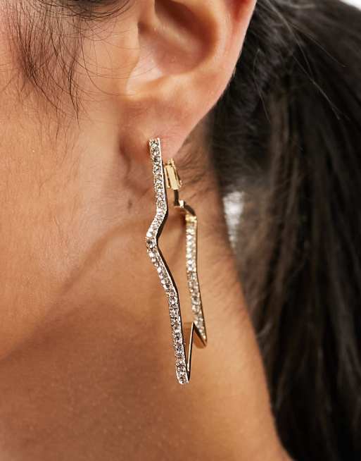 Pendientes de aro dorados con diseño de estrella con incrustaciones de cristal de ASOS DESIGN, 3 de 4