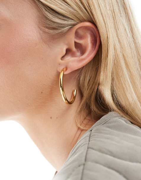 Pendientes de aro dorados con diseño de tubo de acero inoxidable resistente al agua de ASOS DESIGN - view 1