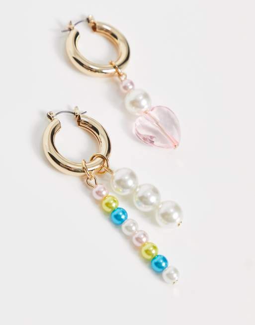 Pendientes de aro dorados gruesos con diseño de cuentas y corazones de Topshop
