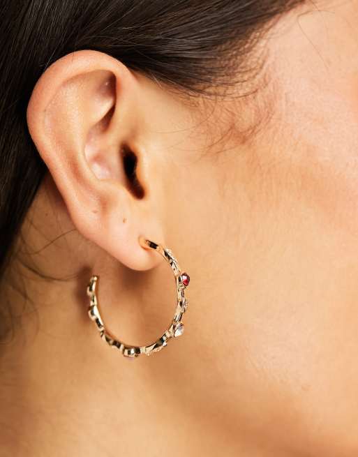 Pendientes de aro grandes dorados con gemas de colores de Accessorize