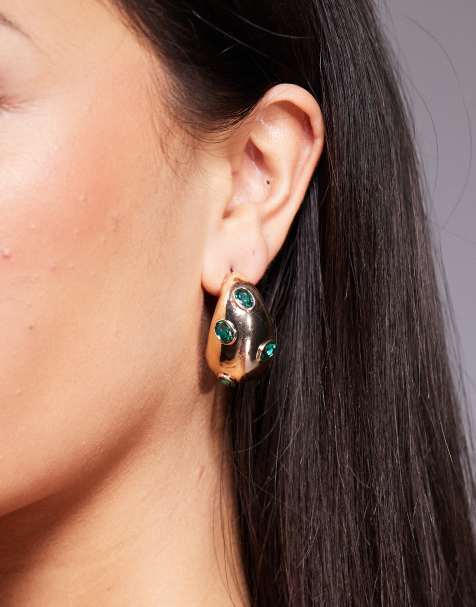 Pendientes de aro gruesos con joyas verdes chapados en oro de 18 quilates de 8 Other Reasons - view 1