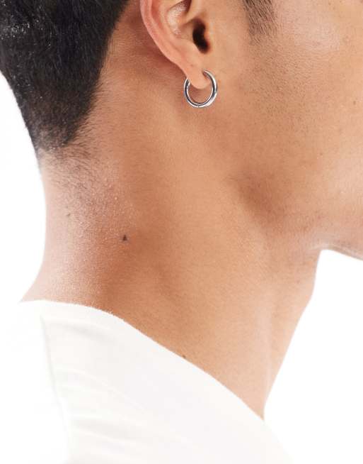 Pendientes de aro pequeños con colgante de cruz de acero inoxidable Lost Souls, 3 de 3