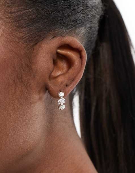 Pendientes de aro pequeños con diseño de flores de acero inoxidable chapado de Accessorize - view 1