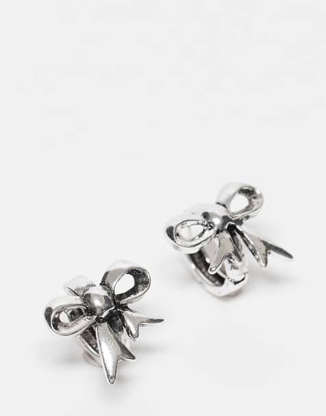 Pendientes de aro pequeños de tono plateado pulido con diseño de lazos de Reclaimed Vintage - view 1