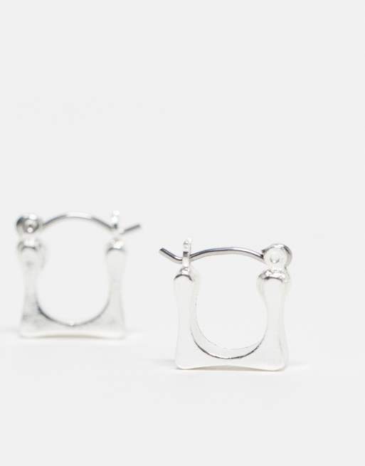 Pendientes de aro pequeños plateados unisex cuadrados de Reclaimed Vintage, 3 de 3