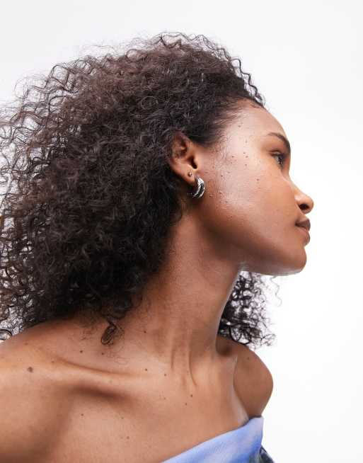 Pendientes de aro plateados con diseño doble de acero inoxidable resistente al agua Pamela de Topshop