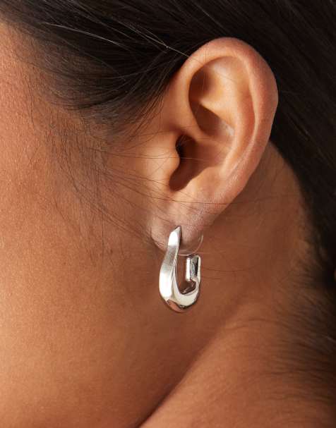 Pendientes de aro plateados con diseño efecto fundido de DesignB London - view 1