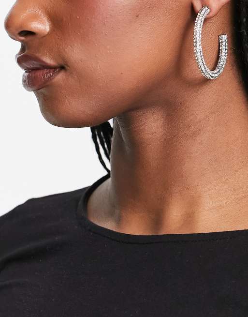 Pendientes de aro plateados con strass de Mango x Camille