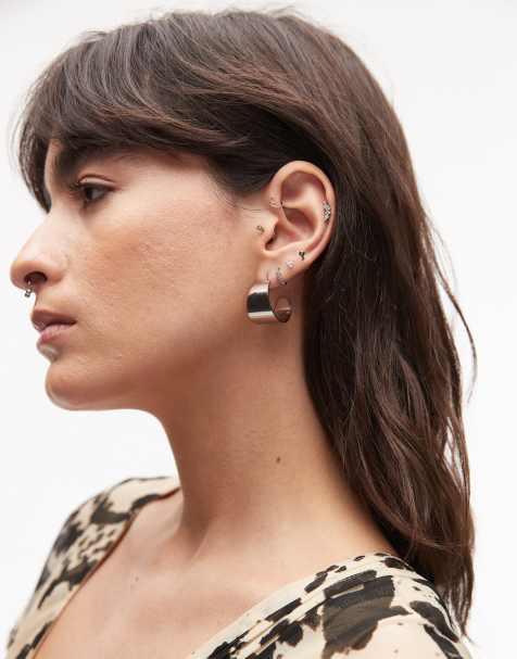 Pendientes de aro plateados planos de acero inoxidable resistente al agua Max de Topshop - view 1