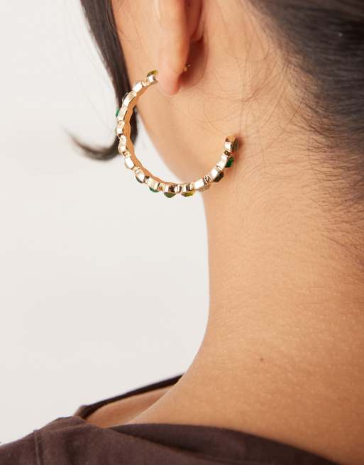 Pendientes de aro verdes con piedra semipreciosa sintética de ASOS DESIGN, 3 de 3