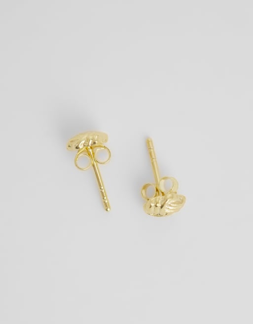 Pendientes de botón chapados en oro con diseño de nudo de Kingsley Ryan , 4 de 4