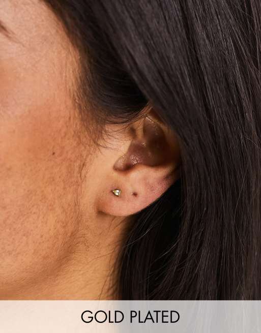 Pendientes de botón chapados en oro con piedra semipreciosa de Astrid & Miyu 