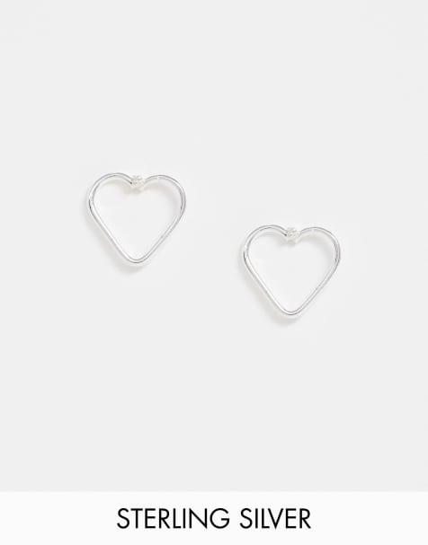 Pendientes de botón con diseño de corazón en plata de ley de Kingsley Ryan - view 1