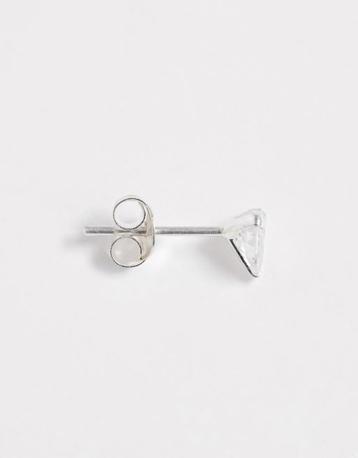 Pendientes de botón con diseño de corazón en plata de ley de Kingsley Ryan, 4 de 4
