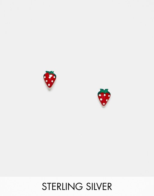 Pendientes de botón con diseño de fresas rojas de plata de ley de Kingsley Ryan