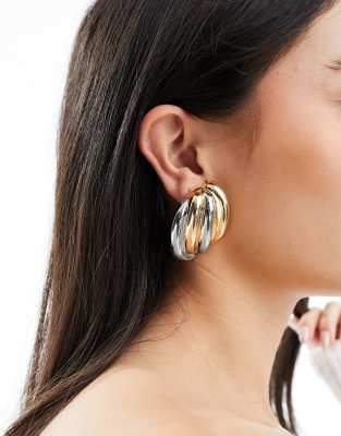 Pendientes de botón con diseño de metales combinado de efecto vintage de ASOS DESIGN