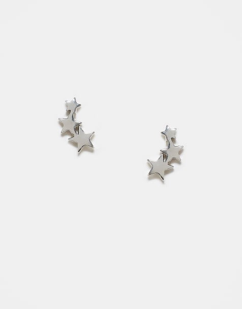 Pendientes de botón con diseño de tres estrellas de plata de ley de Kingsley Ryan - view 1