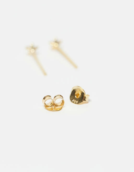 Pendientes de botón con estrellas de cristal chapados en oro de Kingsley Ryan, 3 de 3