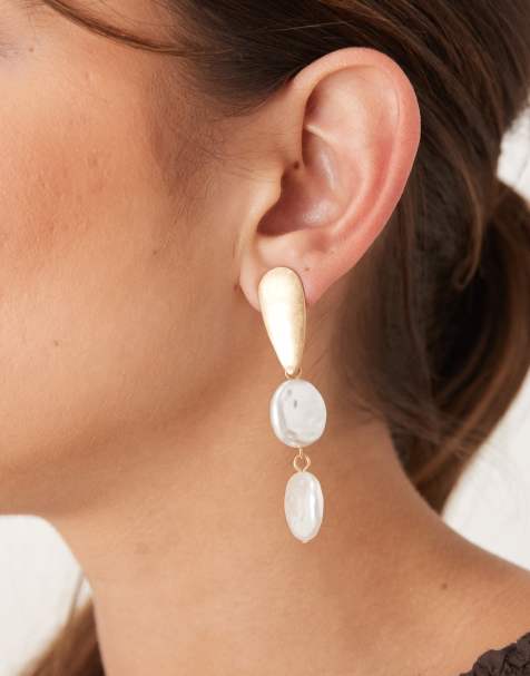 Pendientes de botón dorado cepillado con colgante de doble perla de DesignB London - view 1