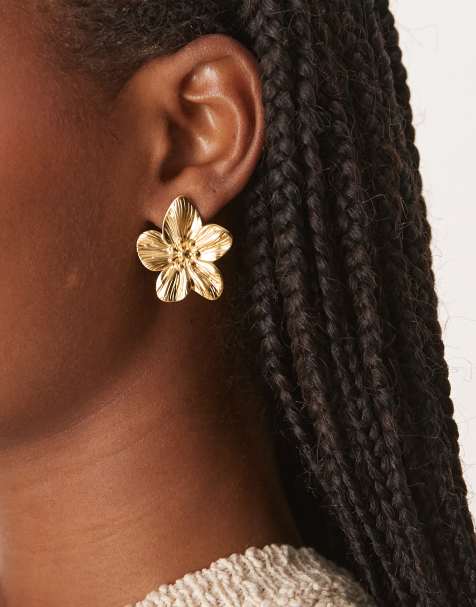 Pendientes de botón dorados con diseño de flor de acero inoxidable resistente al agua de ASOS DESIGN - view 1