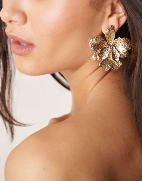 Pendientes de botón dorados con diseño floral repujado de ASOS DESIGN - view 1