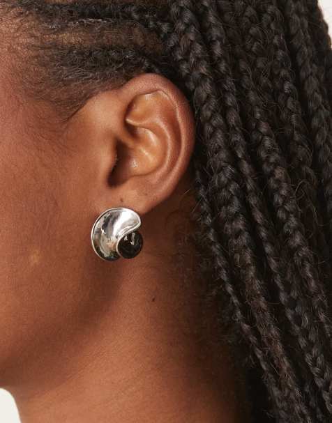 Pendientes de botón pequeños plateados con forma abstracta de ASOS DESIGN - view 1