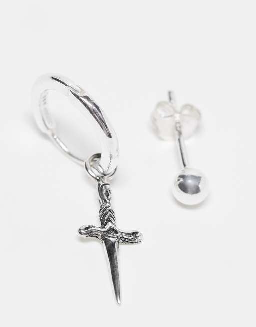 Pendientes de botón y de aro plateados con colgante de daga de plata de ley de ASOS DESIGN, 4 de 4