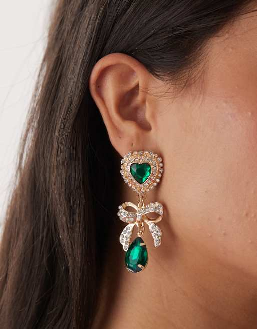 Pendientes largos dorados con diseño de lazo y piedras verdes de Reclaimed Vintage