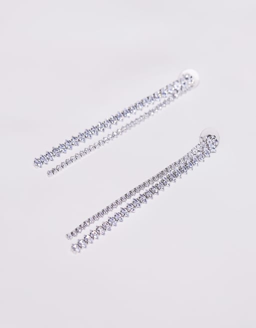 Pendientes largos plateados con diseño lineal de cristales variados de ASOS DESIGN, 2 de 4