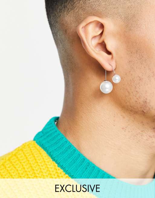 Pendientes plateados con charm de perlas sintéticas de Faded Future
