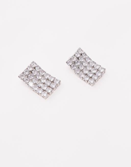 Pendientes plateados con diseño rectangular colgante de pedrería de latón chapado en plata premium de ARKET, 2 de 3