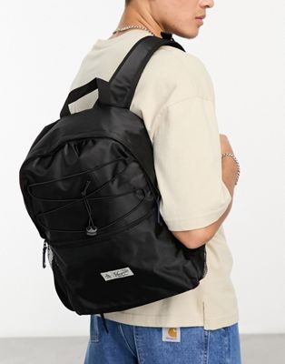Penguin backpack with bungee cord detail in black