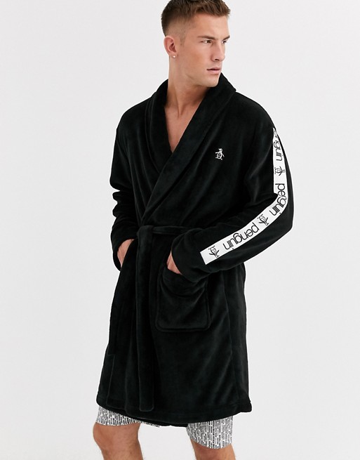 Penguin mens fleece robe in lback with coral taping